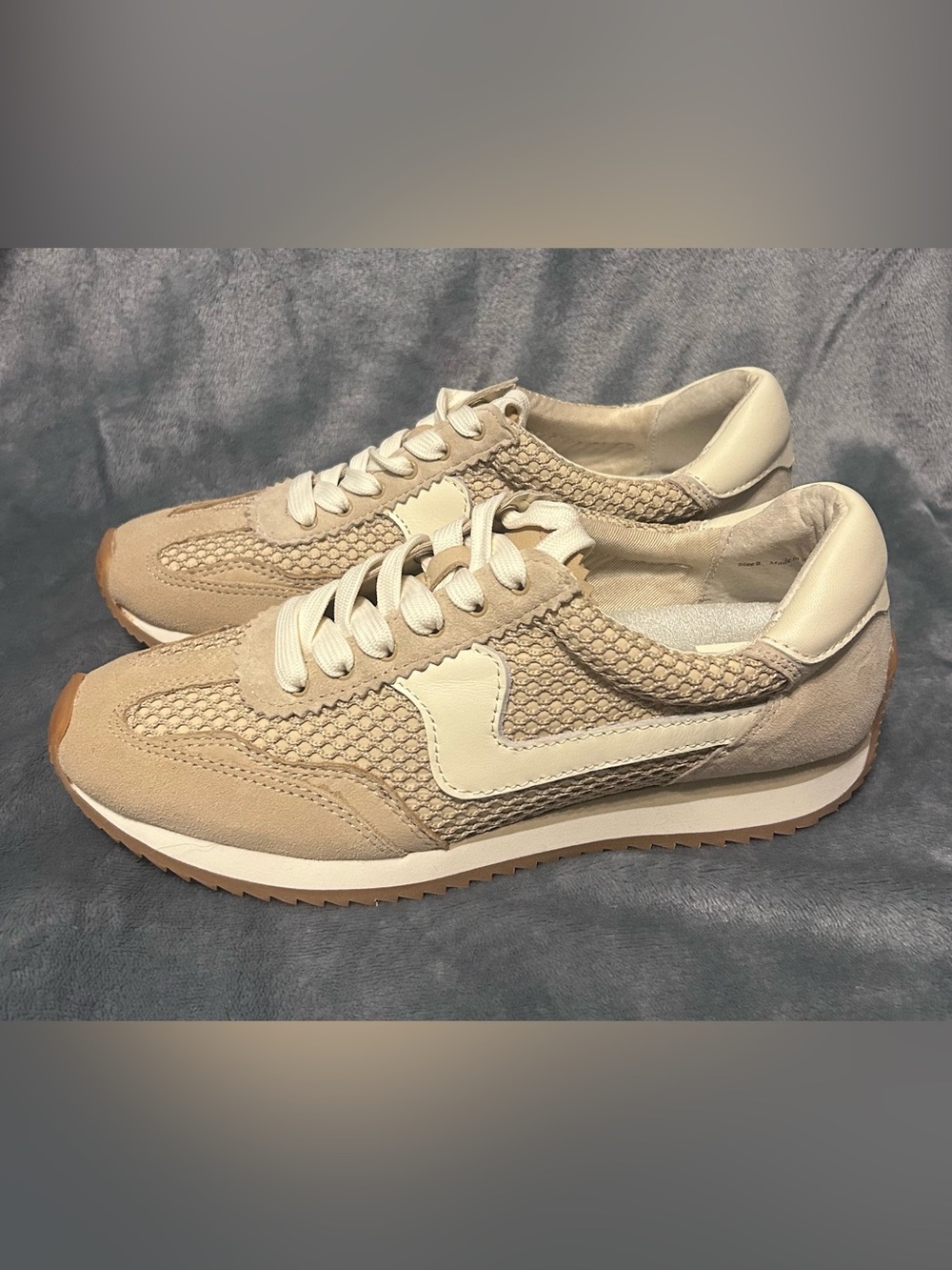 Dolce Vita B.NTCD Sneaker in Sesame